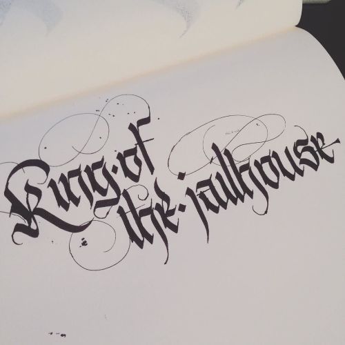 Sketch. #AimeeMann #calligraphy ift.tt/1Uex9pg