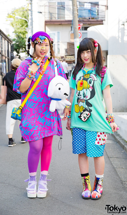 16-year-old Japanese students Tsunamayo Milk and Tominihina on the street in Harajuku wearing colorf