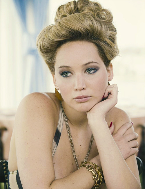 misslawrence-deactivated2021050:  New American Hustle still of Rosalyn Rosenfeld 