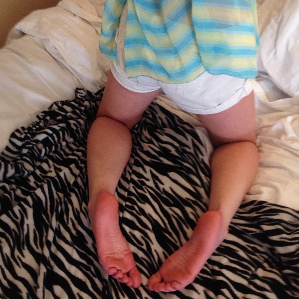 Princess Melanie's Feet www.clips4sale.com/97517