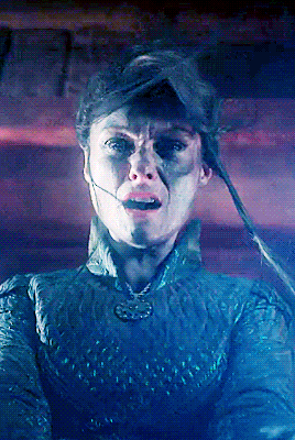YENNEFER & TISSAIA + Parallels