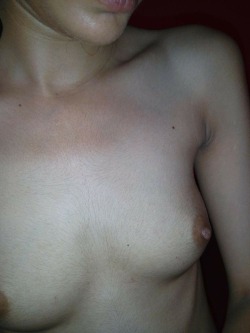 girlhairynipples:Another beautiful submission!