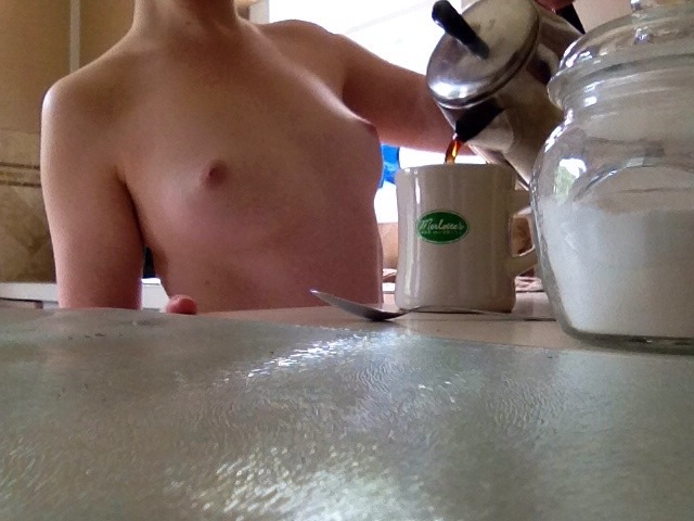 lapetitefillesexuelle:  Morning Coffee. 