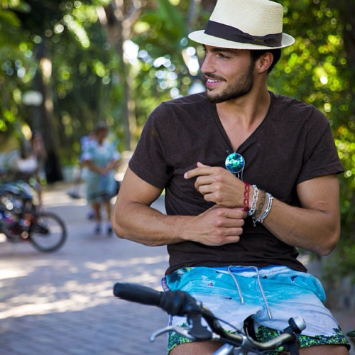 easygoingfuture: via Instagram @marianodivaio easygoingfuture.tumblr.com/