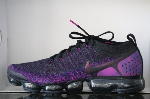 Kevin Doohan : kicks • Nike VaporMax Flyknit 2 in black-midnight purple...