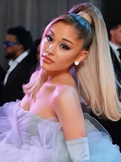 Mumblo-Number-Five:  Ariana Grande