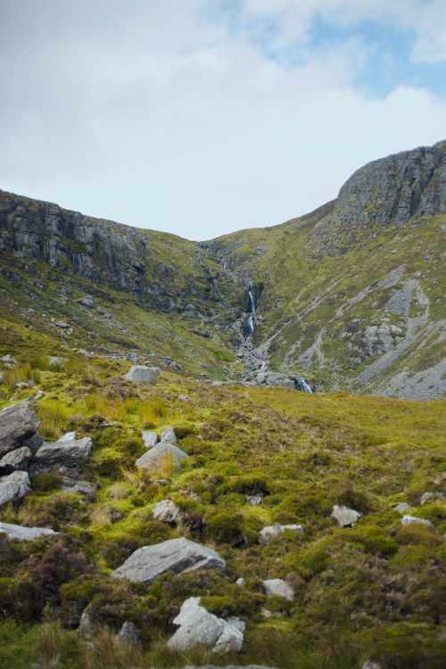 leilascompanion:Irish land a while ago :)Mahon falls, Waterford, Ireland2016