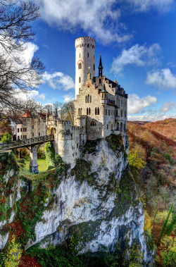 allthingseurope:Lichtenstein Castle, Germany