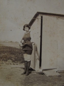 uketeecee: Girl strumming ukulele near shed.