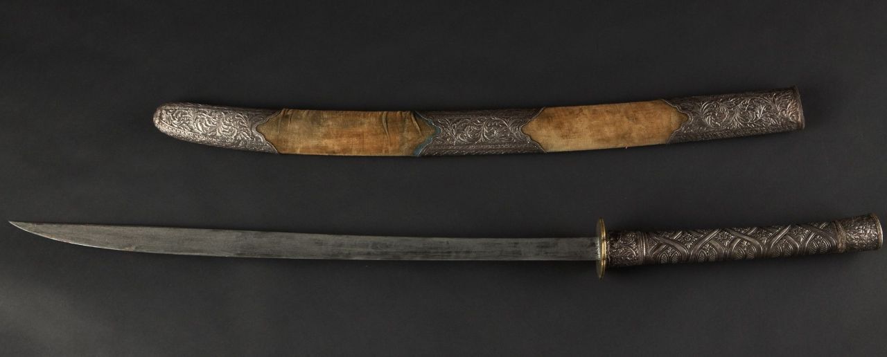 art-of-swords:  Dha Sword Dated: 19th century Culture: Burmese Measurements: overall