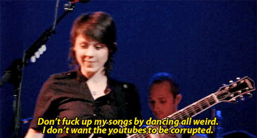 quinrella: I love Tegan’s dancing. Especially when she’s been drinking. Especially when she’s been d
