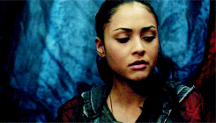 lincolnoctavia:The 100 ladies meme - [2/10] favorite ladies : Raven Reyes. “My brain is all kinds of