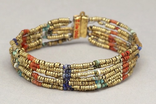 ancientpeoples: Egyptian Beaded Armlet New Kingdom, ca. 1550–1525 B.C. (18th Dynasty) Gold, ca