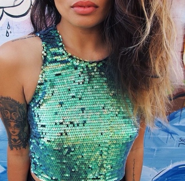 youthtea:  Does anyone know where I can get this top? I NEED it.