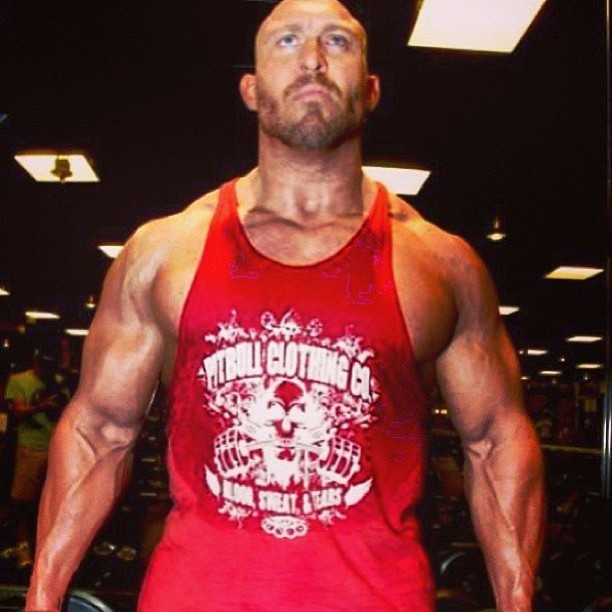divadisick:  The only man I would ever leave Colton for 😍😍😍😍 #ryback