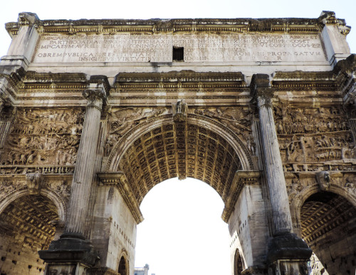romebyzantium:View of Arco di Tito (Arch of Titus), a famous and beautiful arch in one of the entran