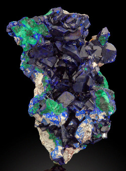 ggeology:    Azurite crystals with Malachite on matrix // United Verde Extension Mine, Arizona, USA 