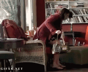mojosodope178:  she reacts like one of those people on infomercials