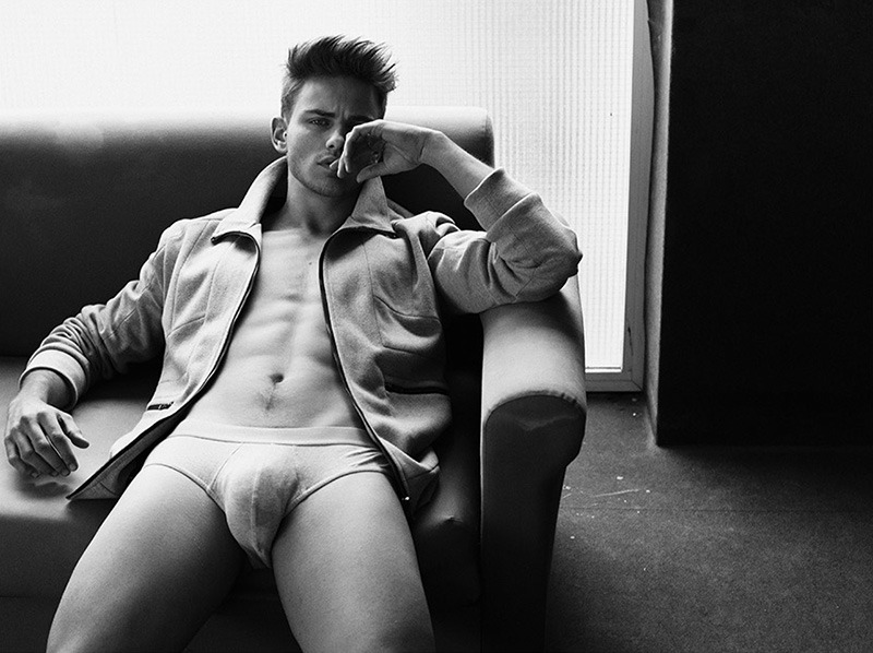 Dudesnudes and more dudes