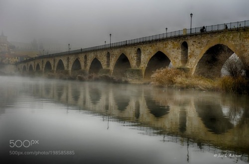 Puente de piedra by DeMadriz