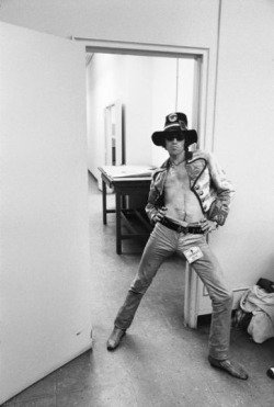 losetheboyfriend:  Keith Richards, by Michael