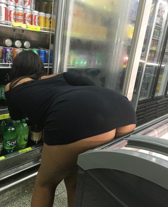 creeps-heaven:  donabrisada:    You’re asking for it.