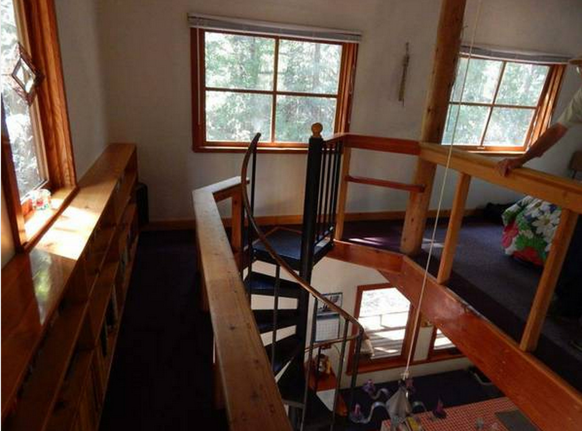 househunting:  $225000/studio off grid cabinSomewhere outside of Chico, CA