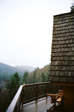 clubmonaco:  Get away to a cabin in the hills - Andy Bokanev