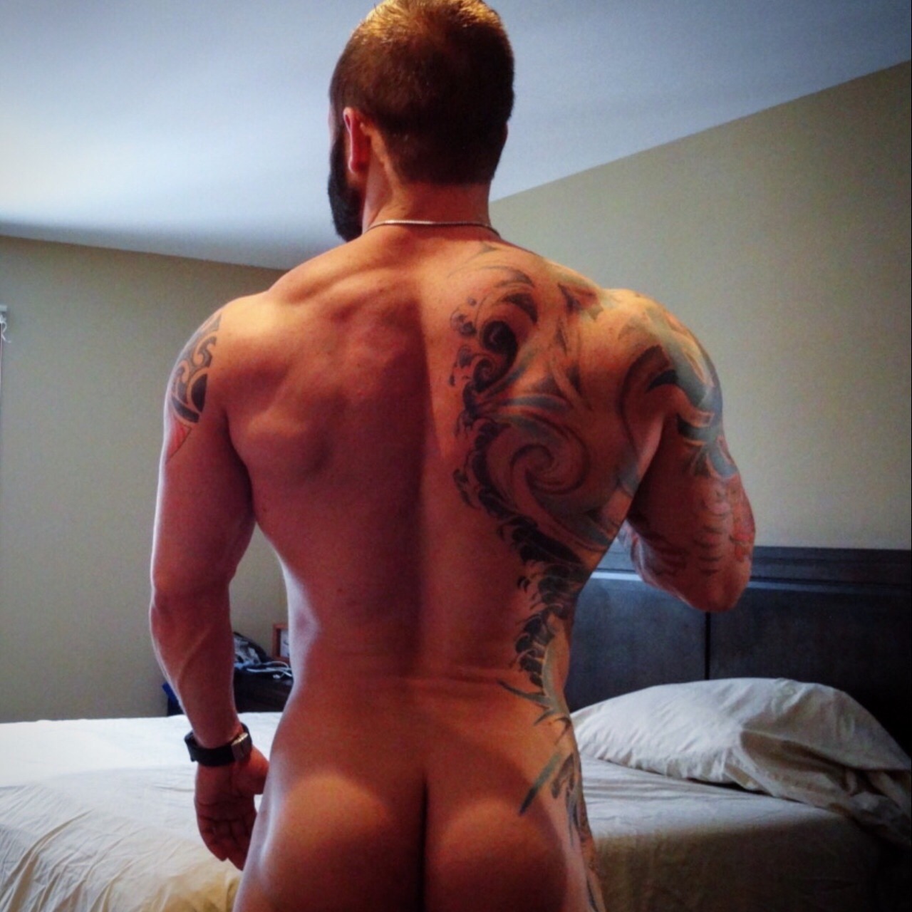 manrumpsxxx:  Follow Me For The Sexiest Rumps On Tumblr