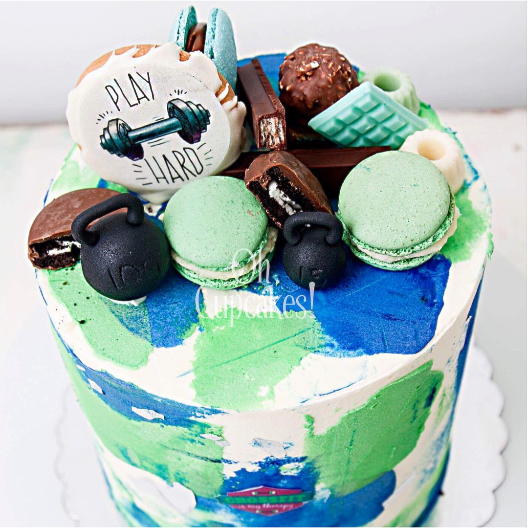 Oh Cupcakes! — #torta #dripcake para Wan, fanática de #crossfit...