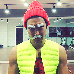 rurouneko:    donghae861015: Super Junior 8th anniversary~~!!   