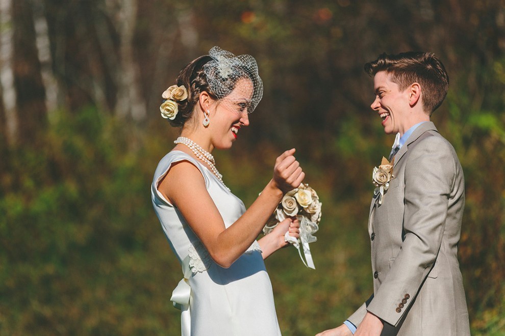 buzzfeed:  This photo series of brides seeing their brides for the first time might