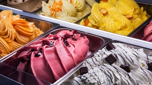 GELATI VARIMIMì E GEGE’ - gelato alla liquirizia.Il desiderio è un laccio sottile che piano piano ti