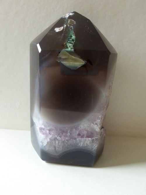 Sex amber-skies-with-dragons:  Uruguay Amethyst pictures