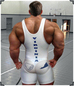 gaymusclemorphs:  Product Placement (Virginia ham!)