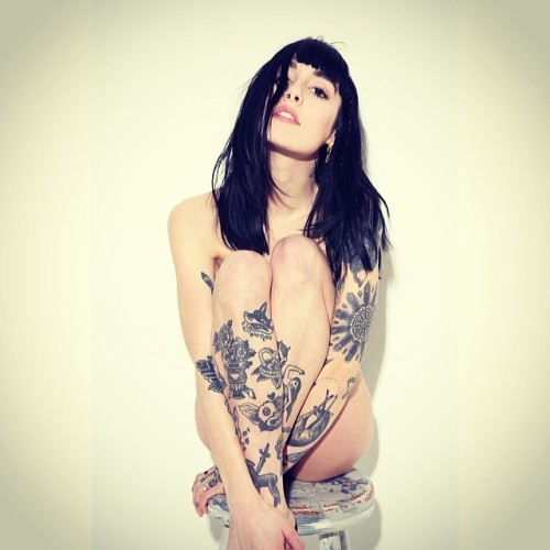 letliveintheend:  band/tattoo blog † adult photos