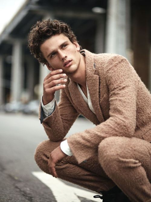 GQ Brazil September 2017Simon Nessman by Greg Swales