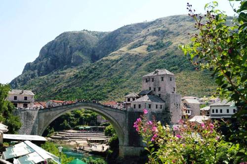 Stari most (engl. Old Bridge) in Mostar This wonderful bridge was, like numerous other sights in Bos