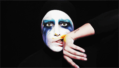 playthemusique:  Lady Gaga - Applause Black &amp; White vs Colour