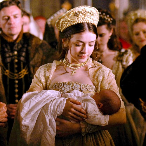 buckybitchinbarnes:THIS DAY IN HISTORY:  October 15th, 1537- Edward VI is christened in the Chapel R