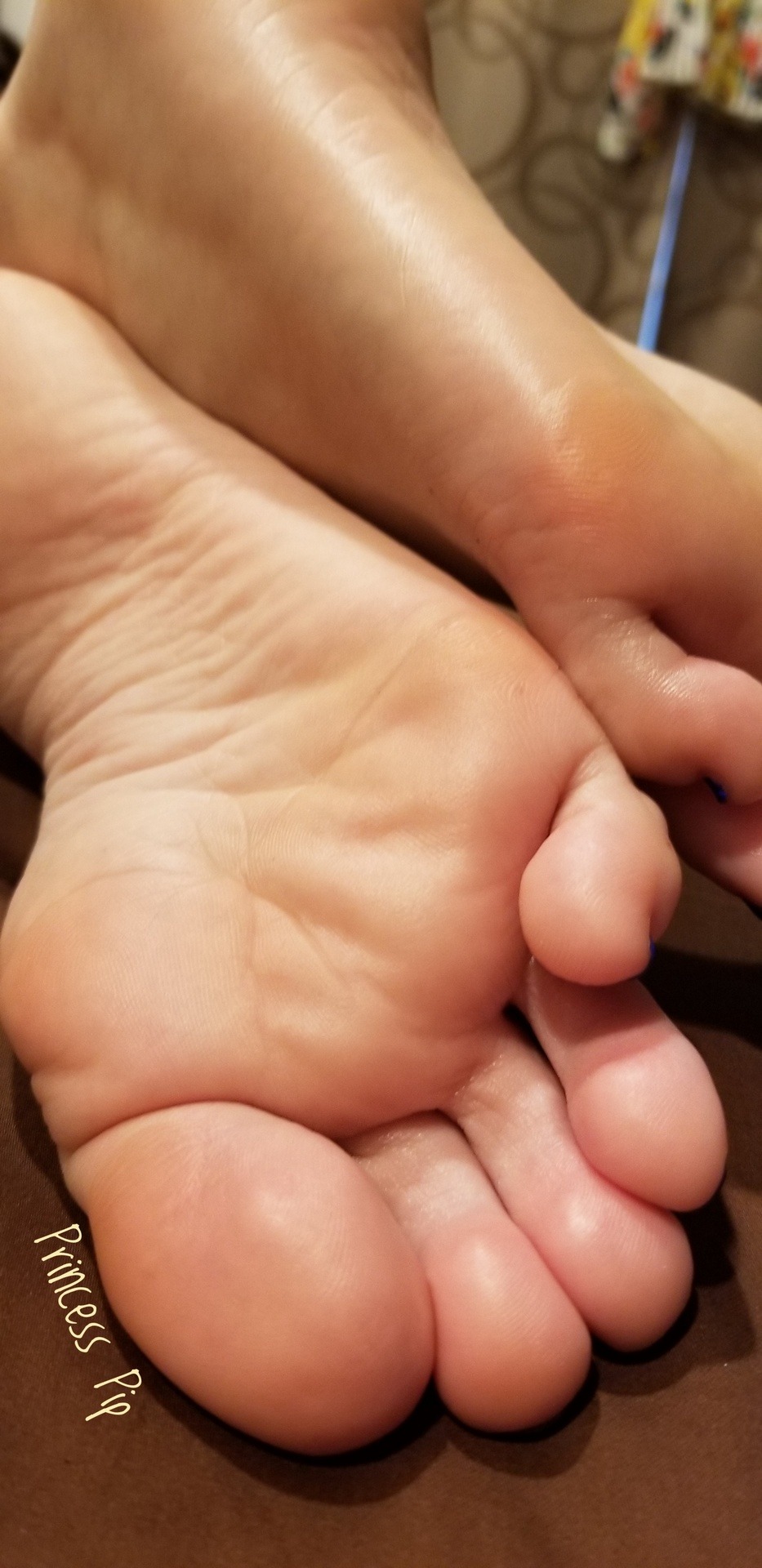 princesspipsperfect10:  Some close ups for ya   If I could have them stinky, sweaty