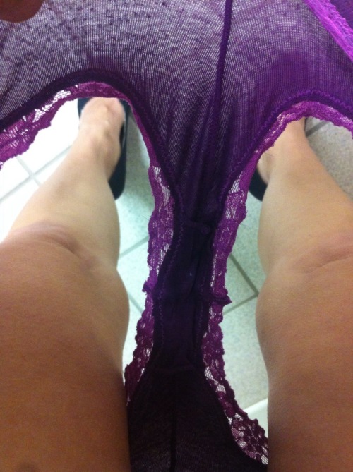 lisa-loves-porn: sassynsaucey:Sassy texted me these to show me how swollen and wet she is at work fr