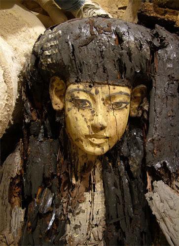 museum-of-artifacts:Egyptian coffin from tomb KV63, 1337-1334BC