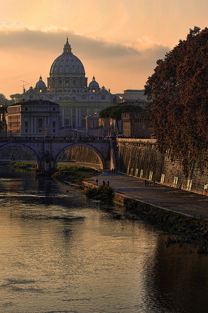 campari-and-soda:  An Evening in Rome (by ionut iordache) 