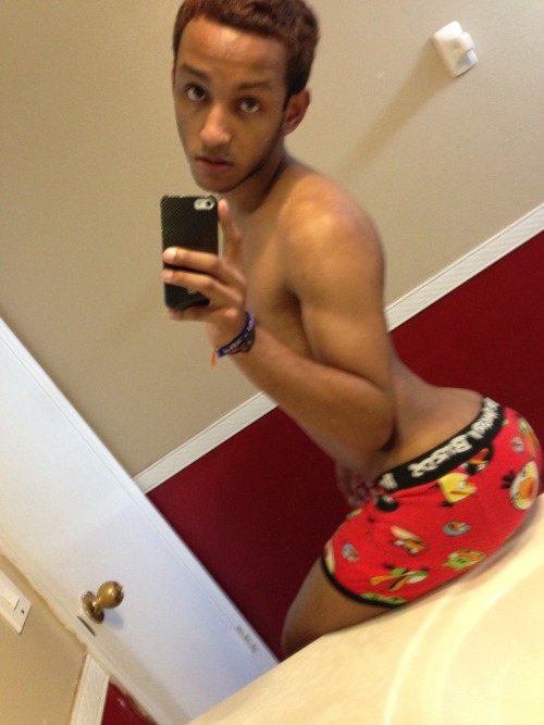 lightskinnedboys:  Little Debbie’s