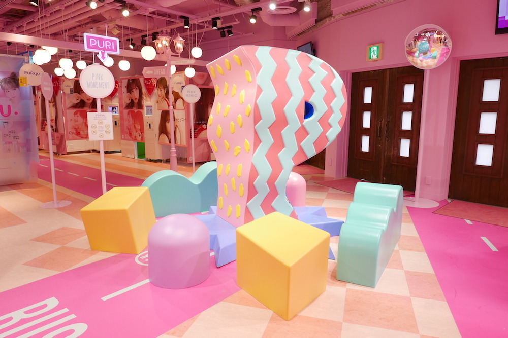 ステレオテニス 東京ディズニーリゾート施設 イクスピアリ 内プリクラ専門店内装プロデュース