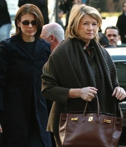 christdior-deactivated20181010:  Martha Stewart arriving to court in 2004, claiming she was broke, while carrying a 10,000$ Birkin Bag.  