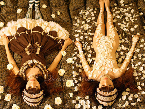 icenbluerose:  Really interesting image. o.o I must say it reminds me about the “tabu”