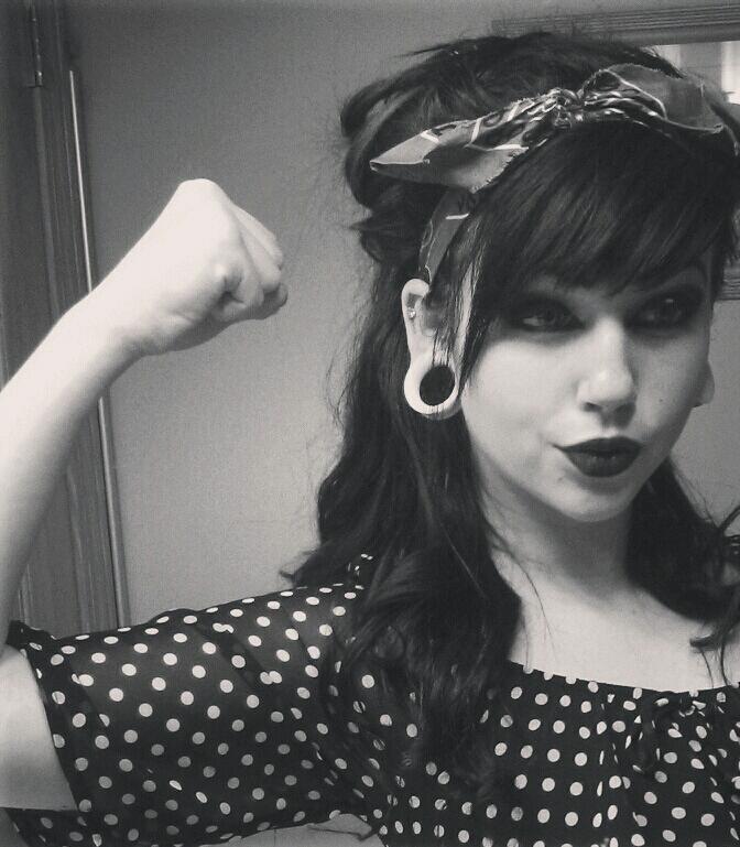 girlyplugs:  ☽