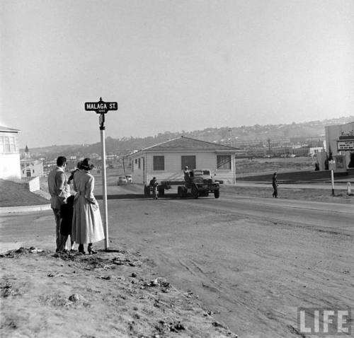 Mobile home(Edward Clark. 1950)